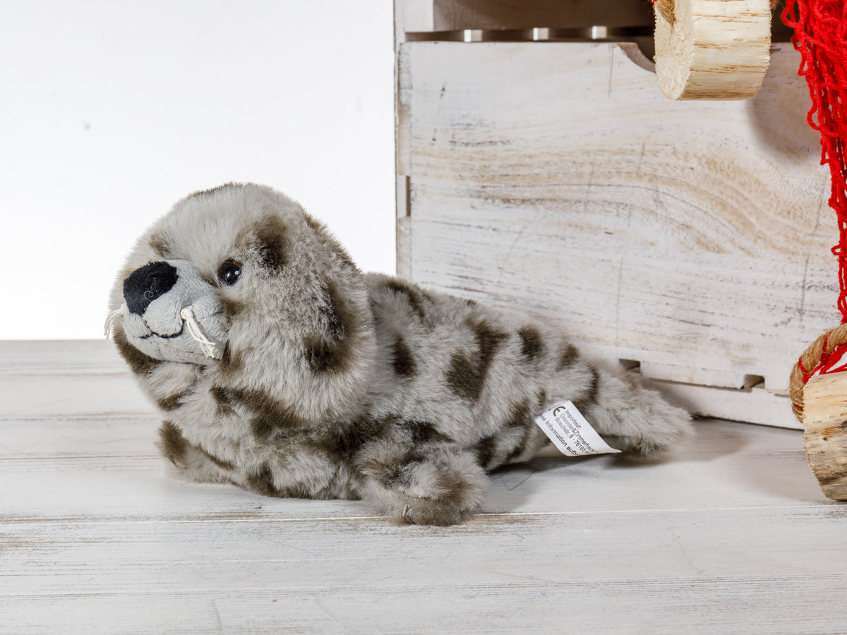 Plüschseehund grau gepunktet 22cm