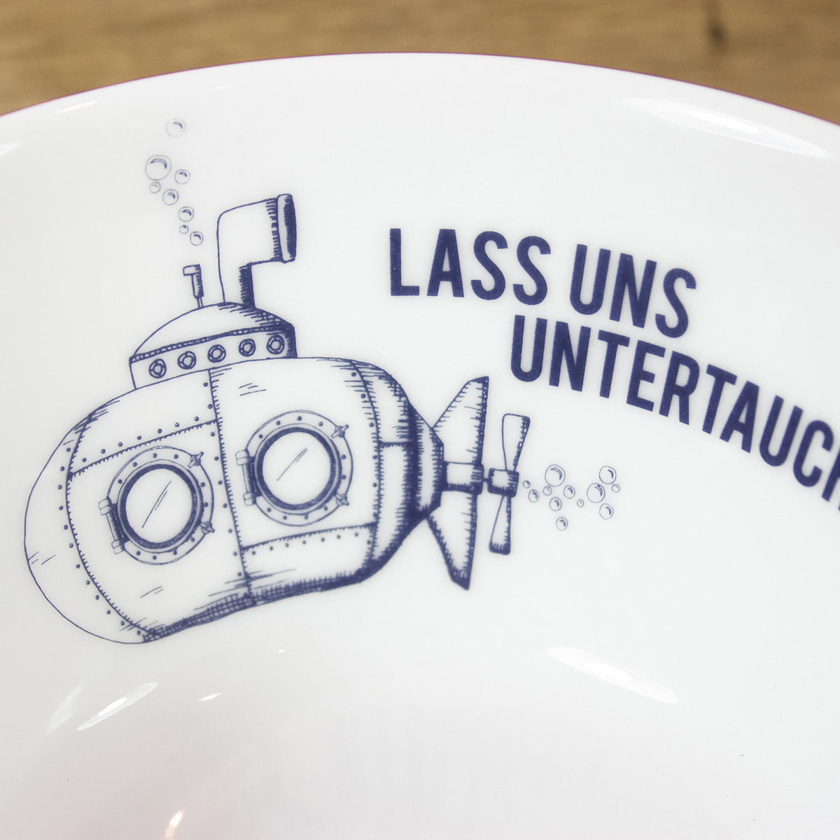 Runde Porzellan Schale Untertauchen