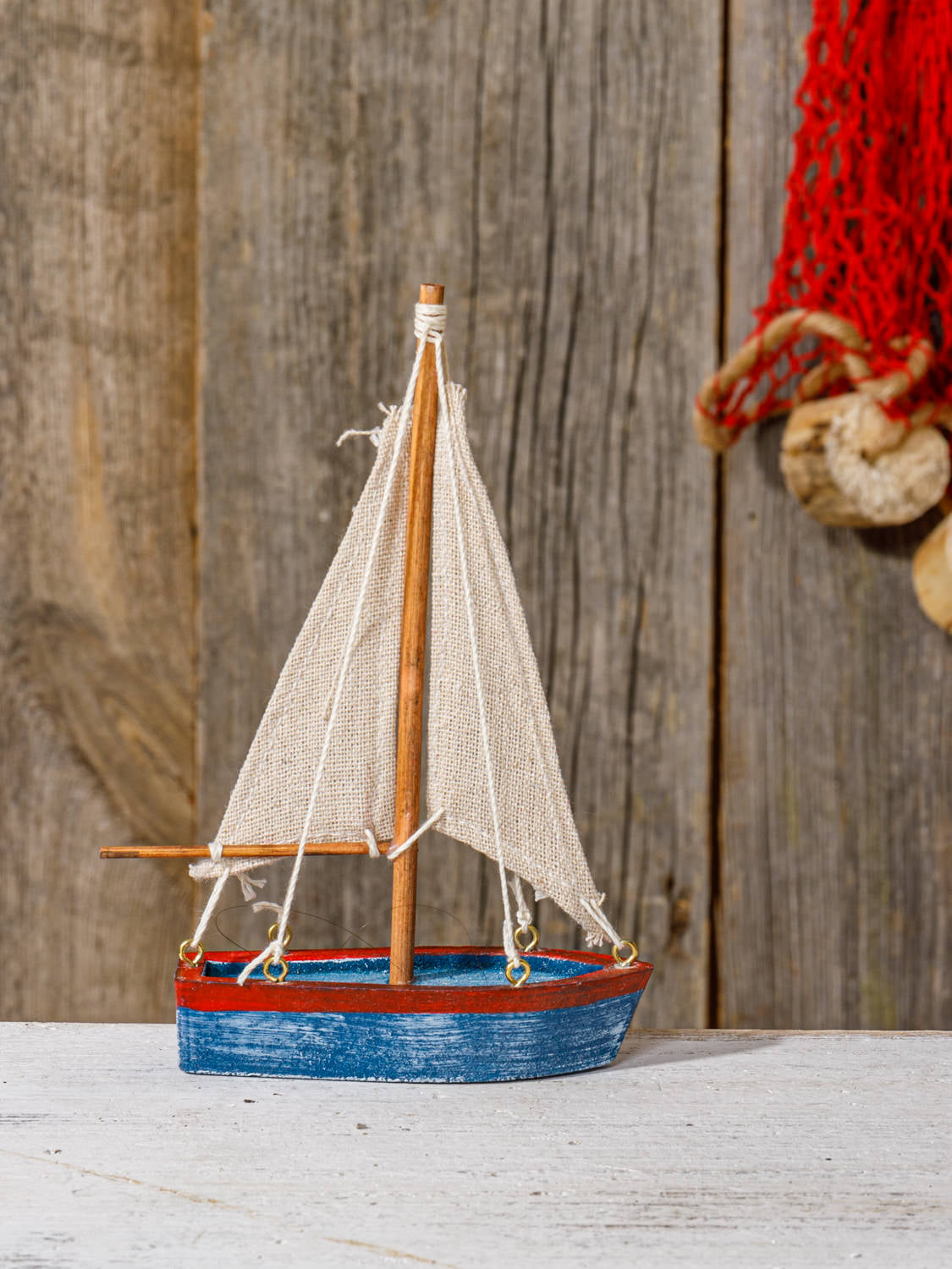 Tischdeko kleine Segelschiffe