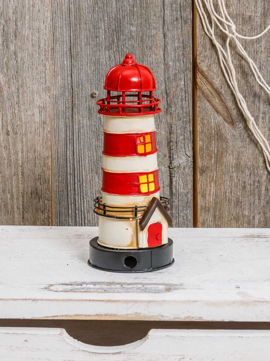 Roter Deko Leuchtturm klein mit Licht