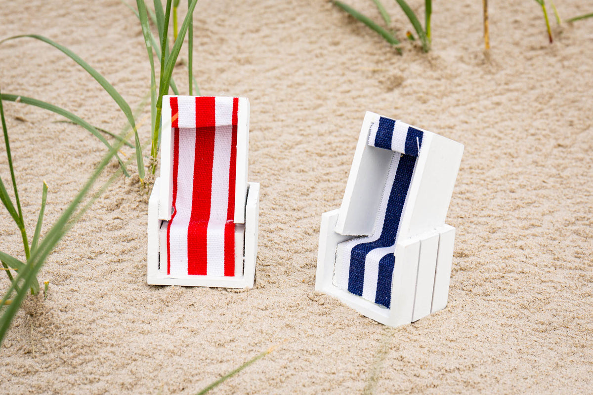 Strandkorb weiss blau Deko