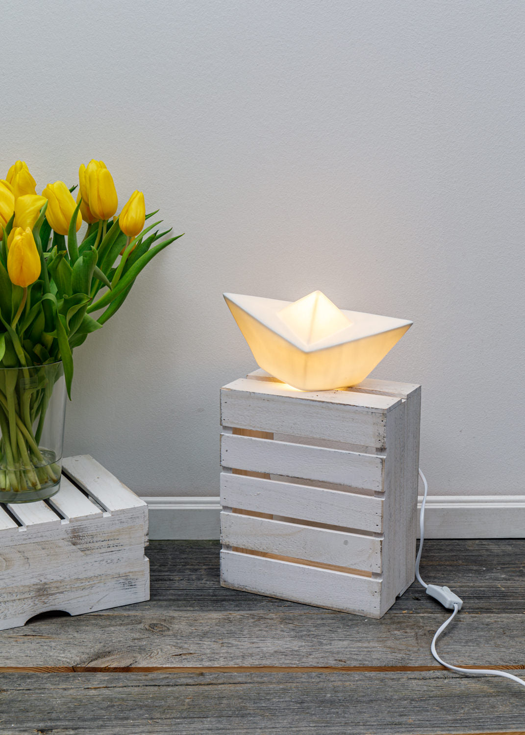 Kleine Tischlampe Schiffsform