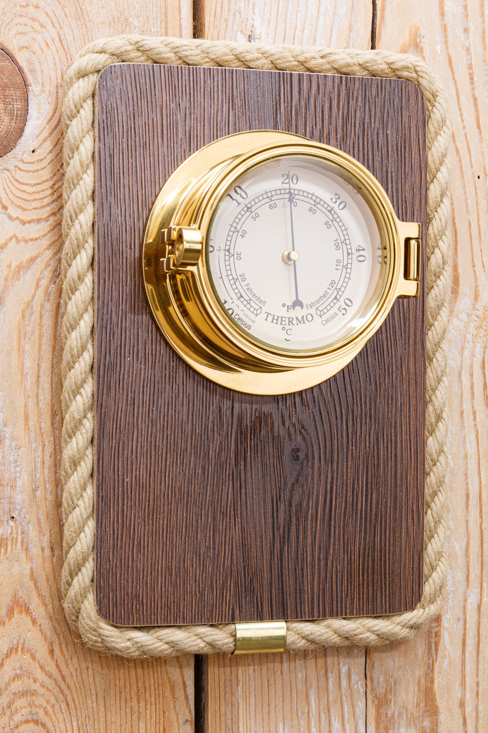 Thermometer im Bullauge