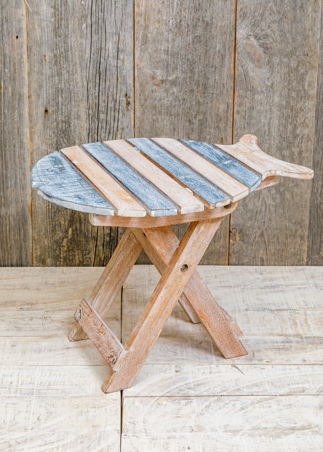 Hocker in Fischform