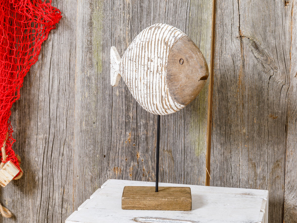 Fisch Holz Deko auf Sockel