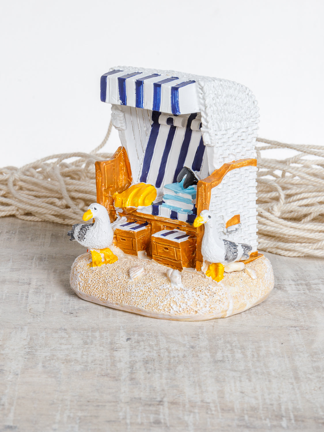 Dekoration kleiner Strandkorb blau weiß