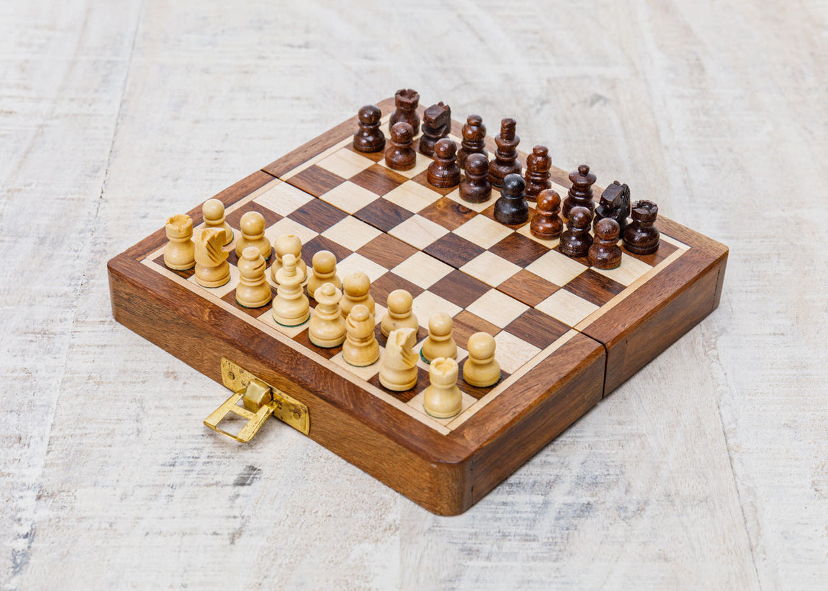 Schachspiel in der Faltbox