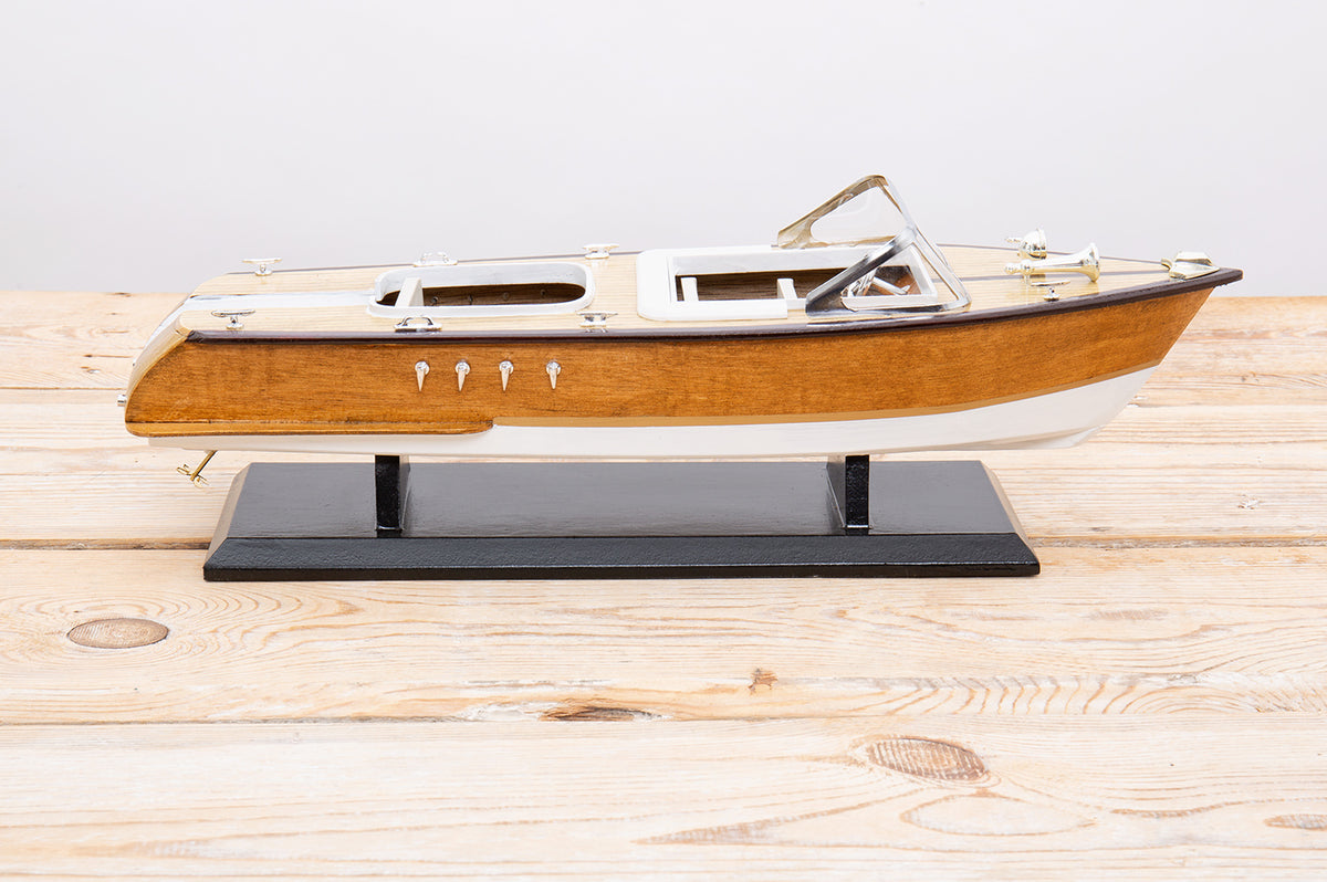 Italienisches Sportboot, 50cm