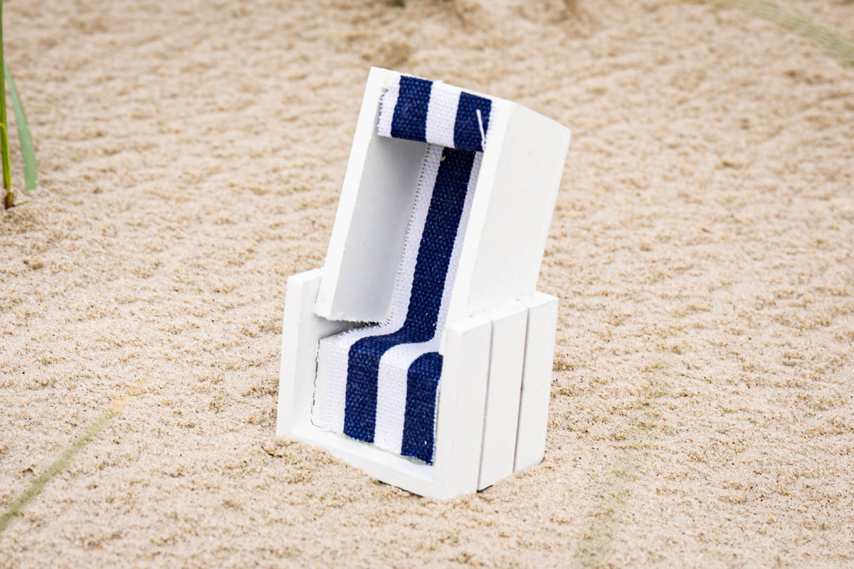 Strandkorb weiss blau Deko