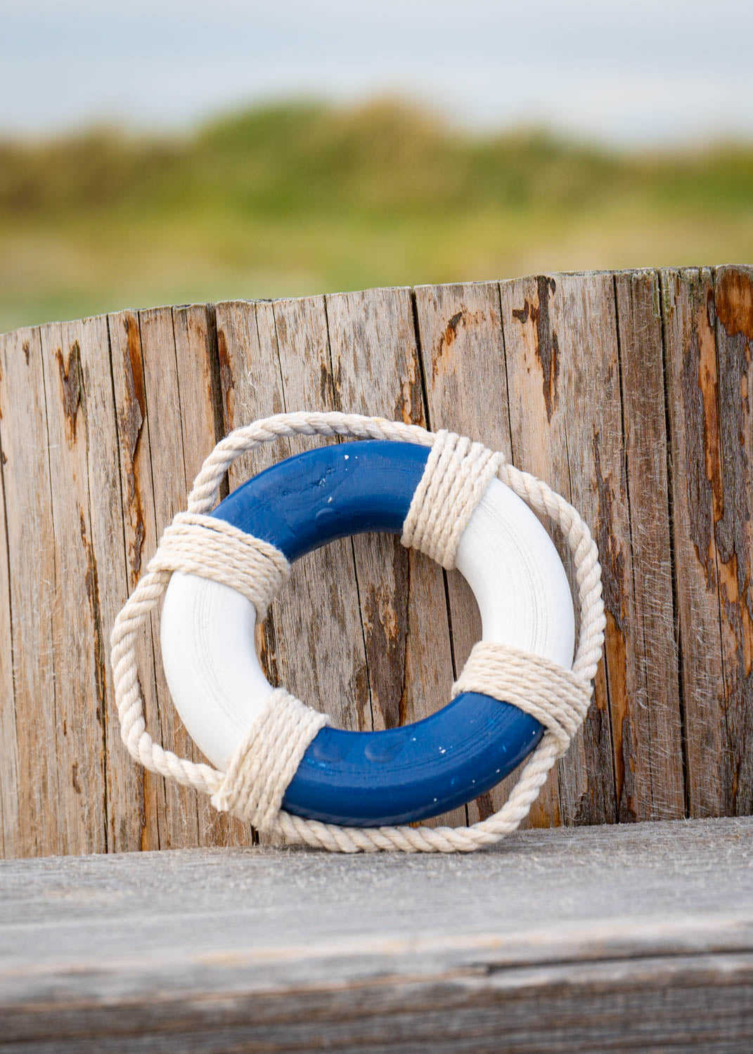Kleiner Rettungsring Holz Deko blau weiß