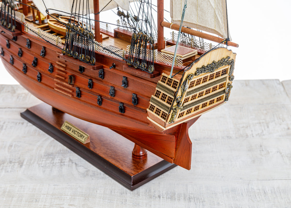 Modellschiff HMS Victory klein
