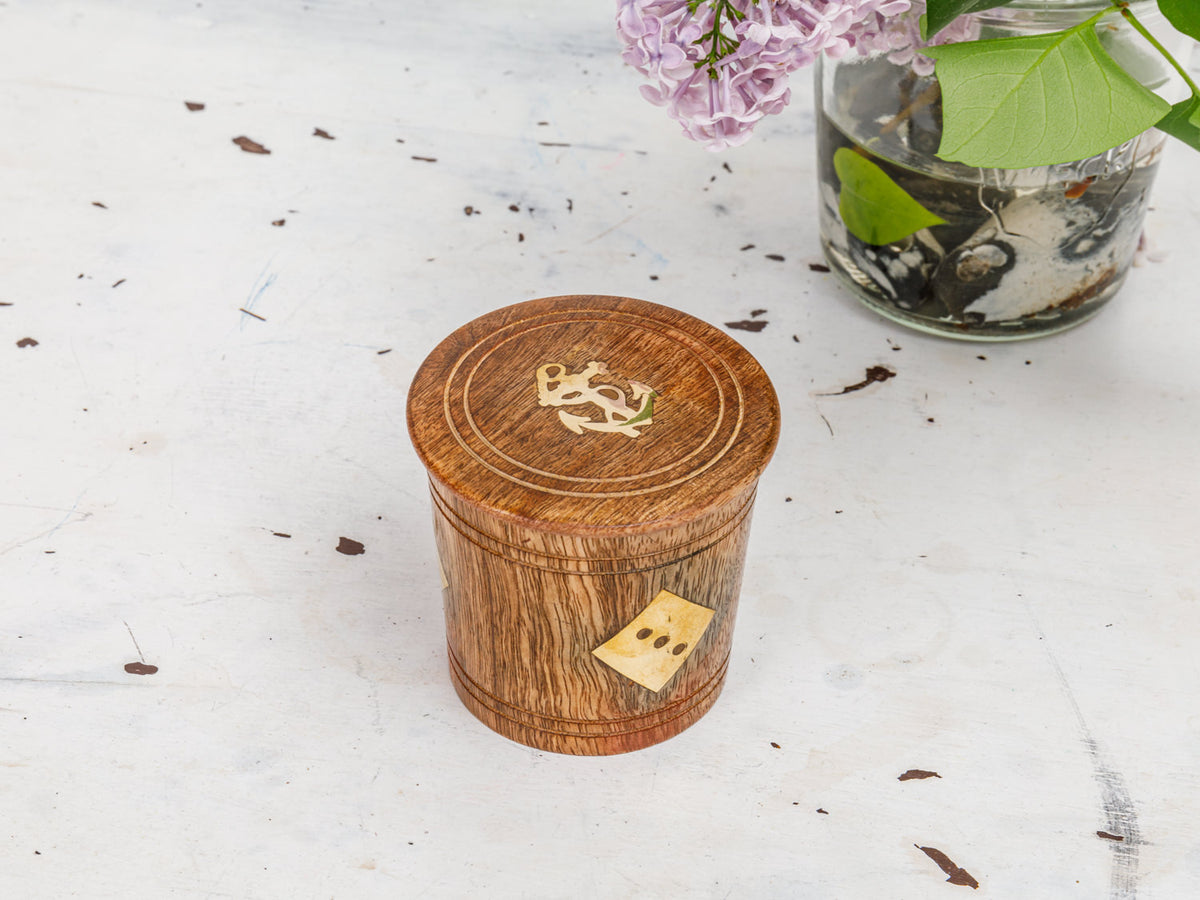Würfelbecher Holz klein